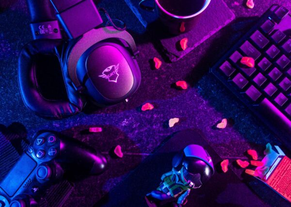Facebook Gaming Gems: Captivating Audiences with Playful Content