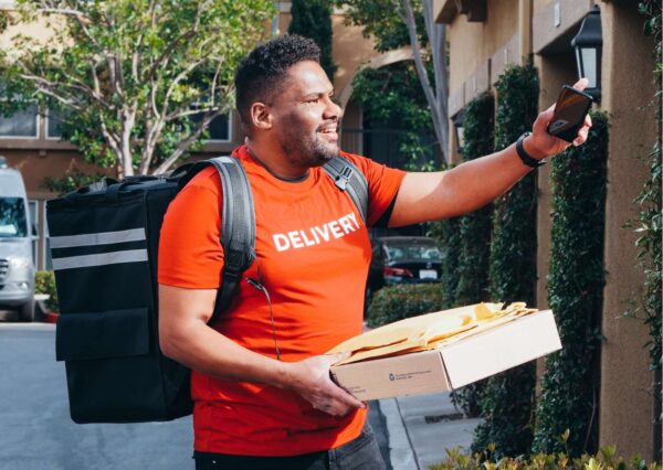 Navigating the USA Food Delivery Industry