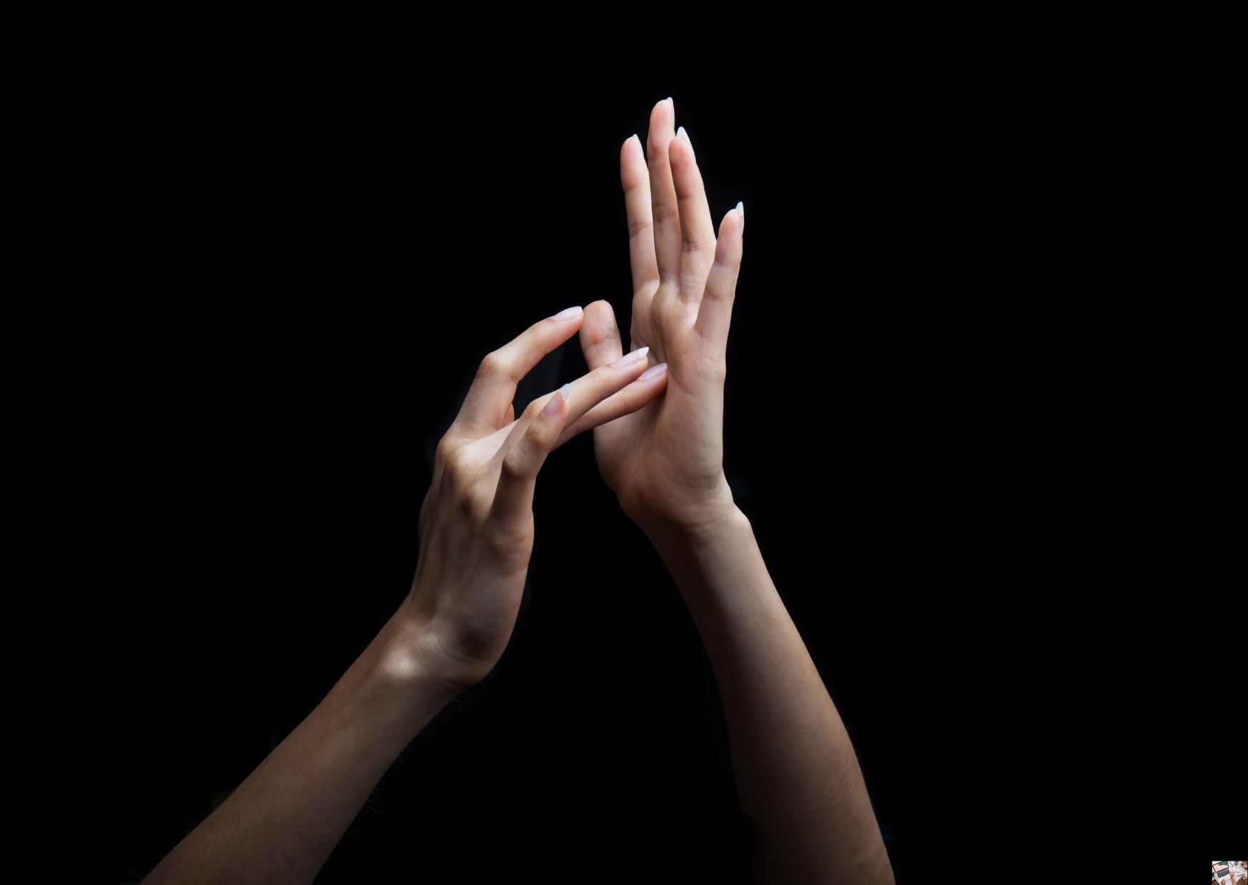Steps To Become Fluent In British Sign Language